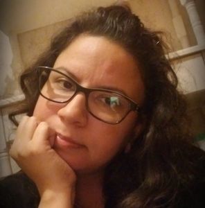 Meet your Posher, Dionnah